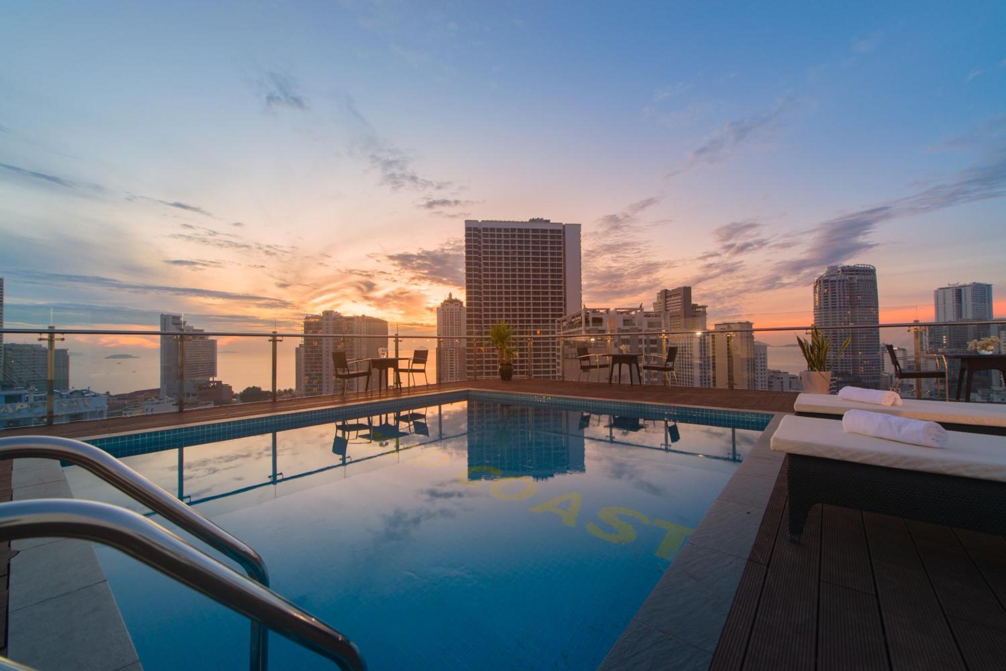 Goldcoast Hotel Nha Trang Buitenkant foto