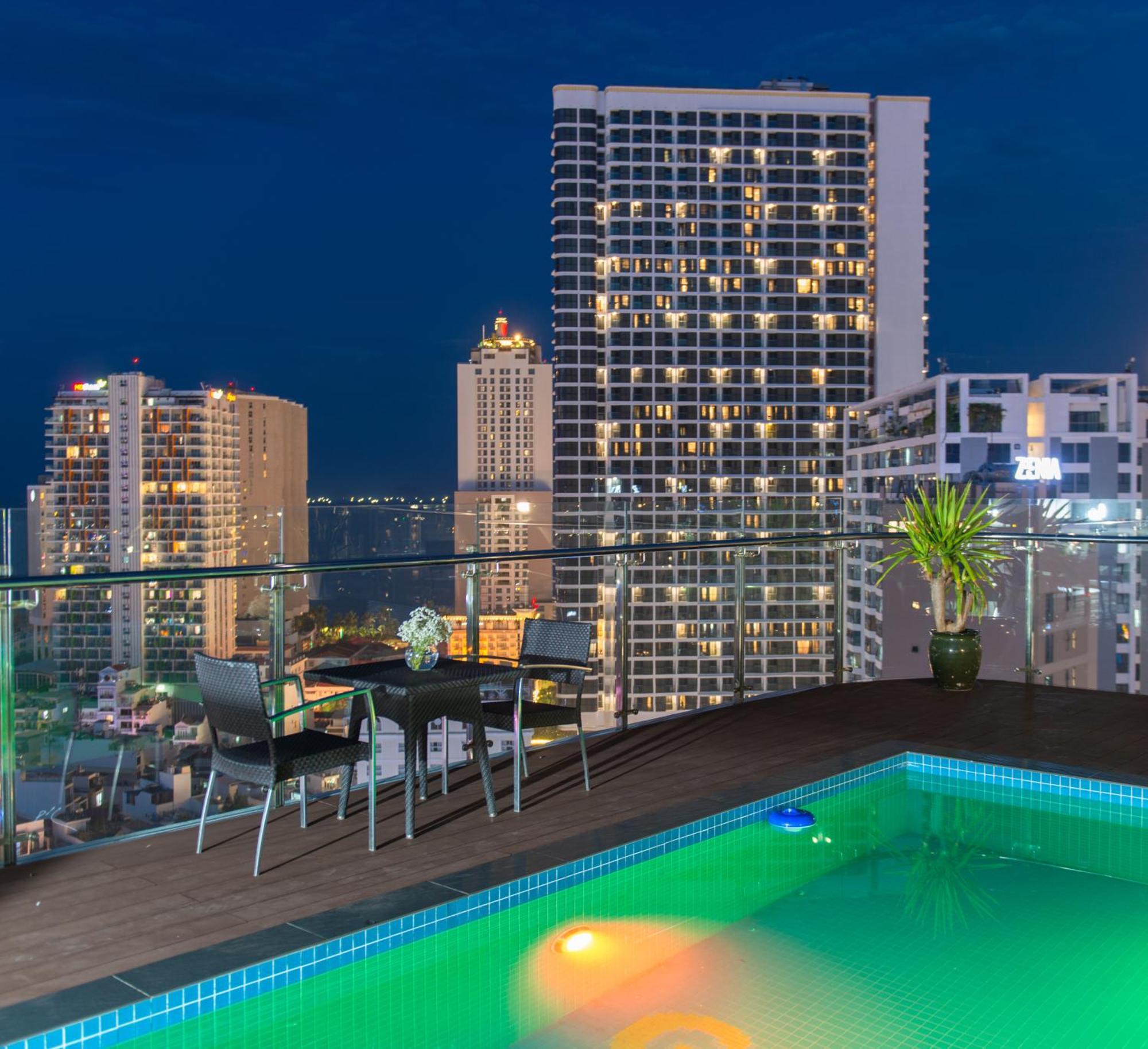 Goldcoast Hotel Nha Trang Buitenkant foto