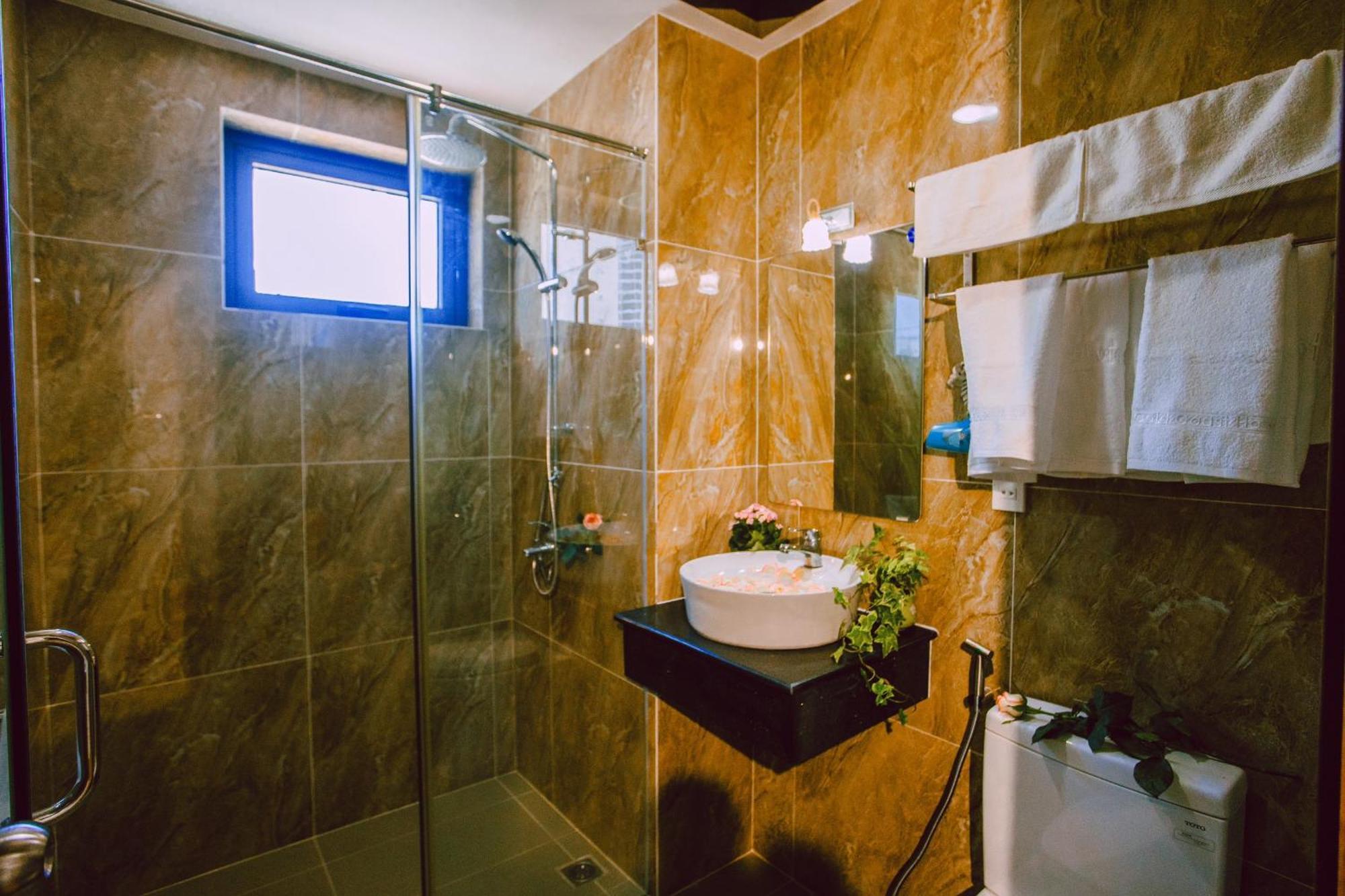 Goldcoast Hotel Nha Trang Buitenkant foto