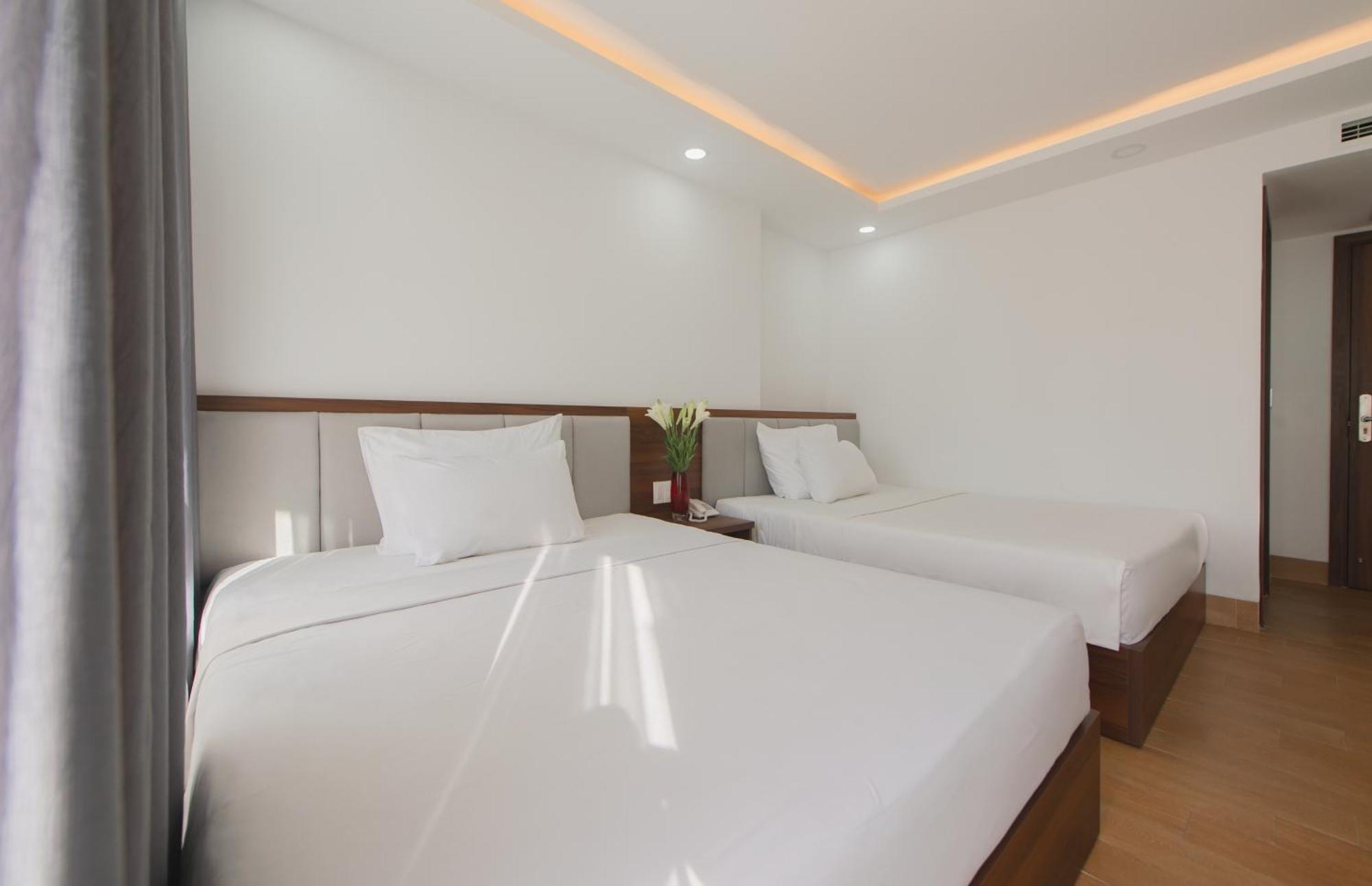 Goldcoast Hotel Nha Trang Buitenkant foto